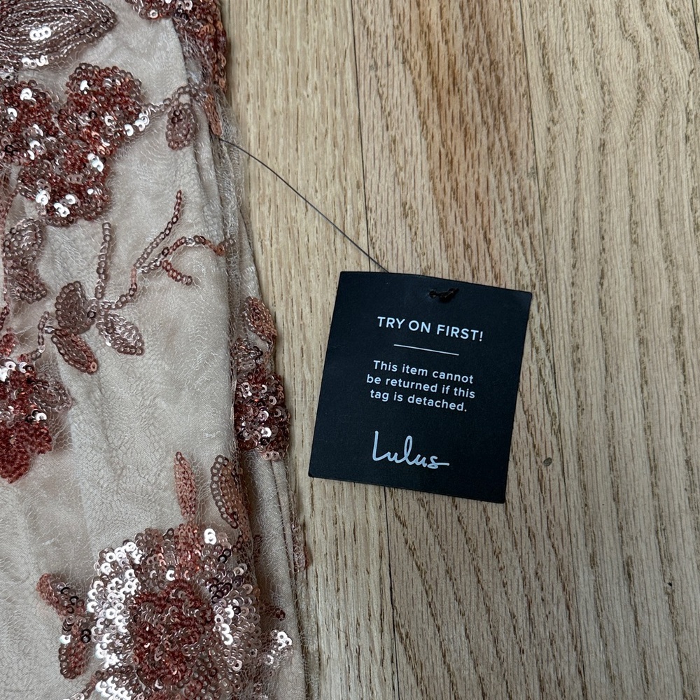 Lulu’s Elegant Floral Sequin Dress - Picture 4 of 11
